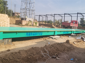 陜西蒲城縣糧食規(guī)?；?xiàng)目100噸地磅