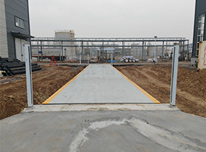 濮陽市中科綠色化工公共研發(fā)中心80噸地磅